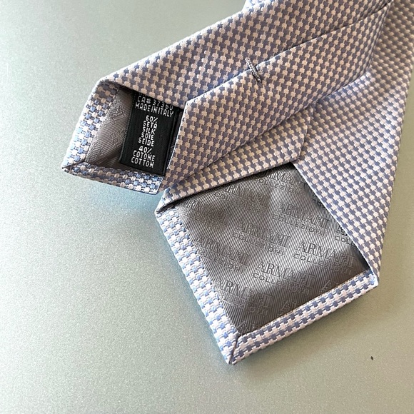 Authentic Armani Collezioni Tie - Picture 5 of 6